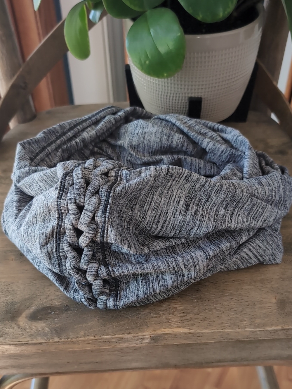 NWOT Lululemon Braided Vinyasa Scarf Wrap Gray Limited Edition